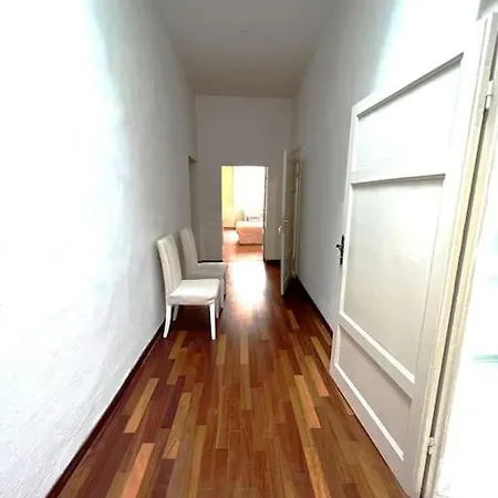 Big Apt With View -super Central Апартаменты *