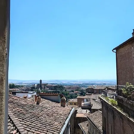 Big Apt With View -super Central Apartamento Siena